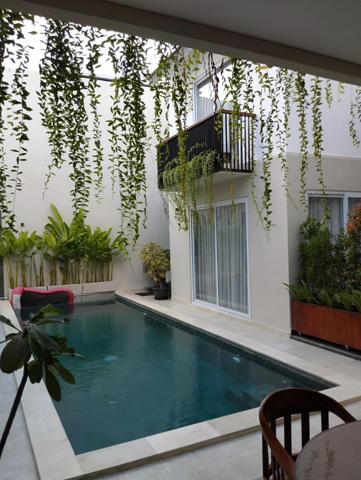 Rumah Menik 울루와뚜 외부 사진
